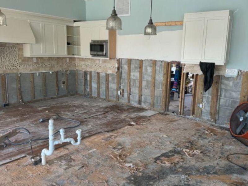 Kitchen Flood Damage Restoration – Structural Drying & Floor Removal
